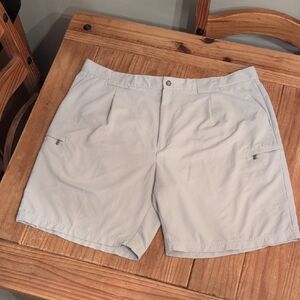 NWOT Izod Mens XFG Khaki Golf Shorts, Size 42